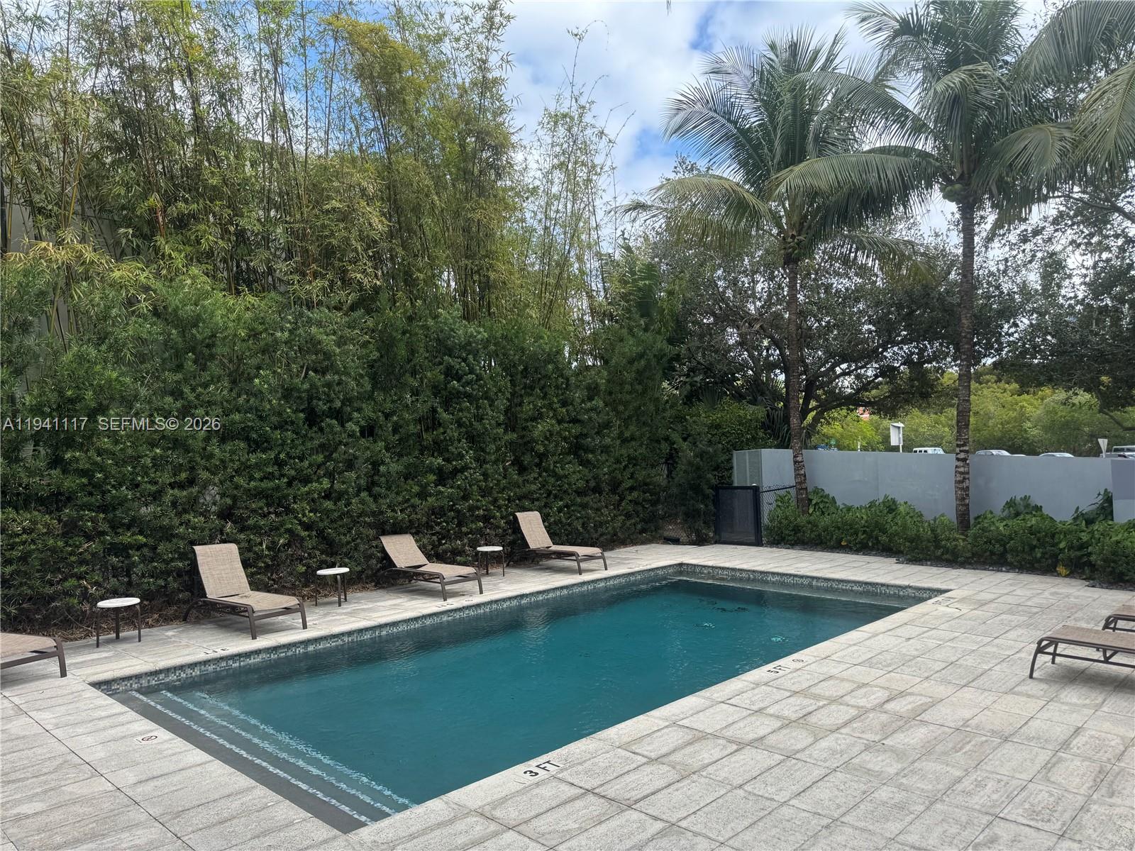 2020 Prairie Ave #202 Miami Beach, FL 33139