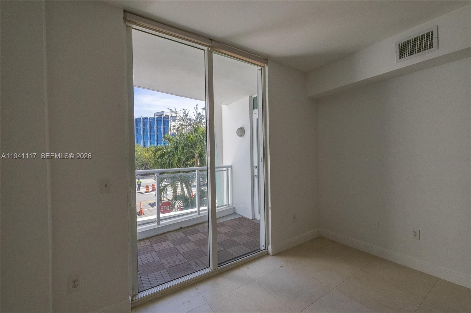 2020 Prairie Ave #202 Miami Beach, FL 33139