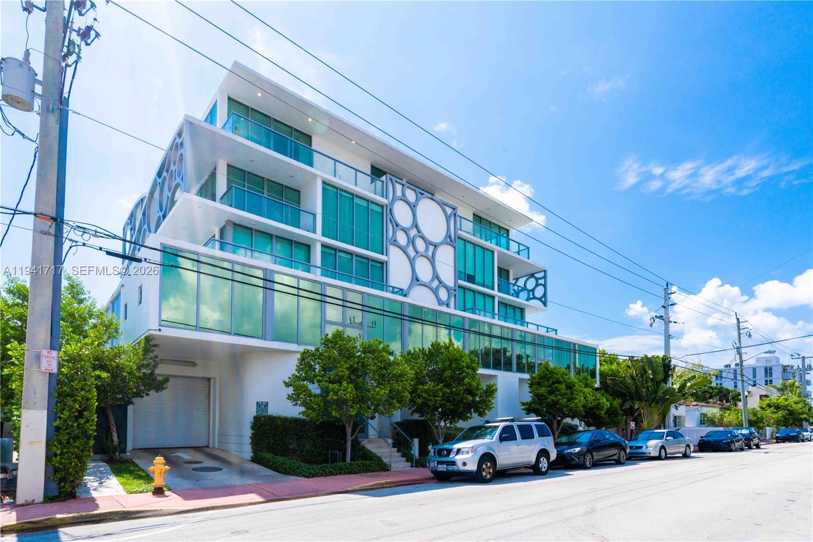 8425 Crespi Blvd #501 Miami Beach, FL 33141