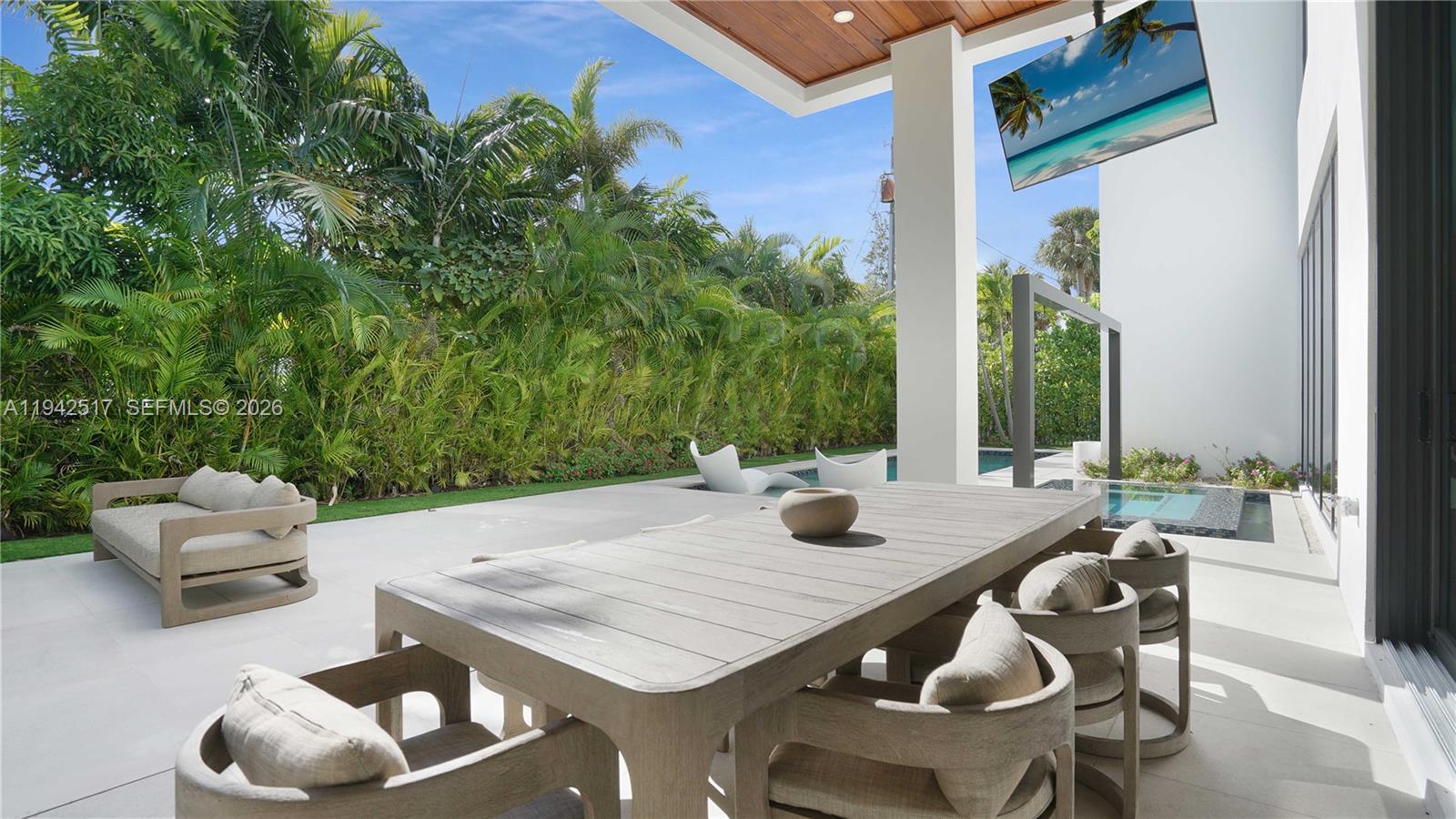 510 NE 4th Ln Boca Raton, FL 33432