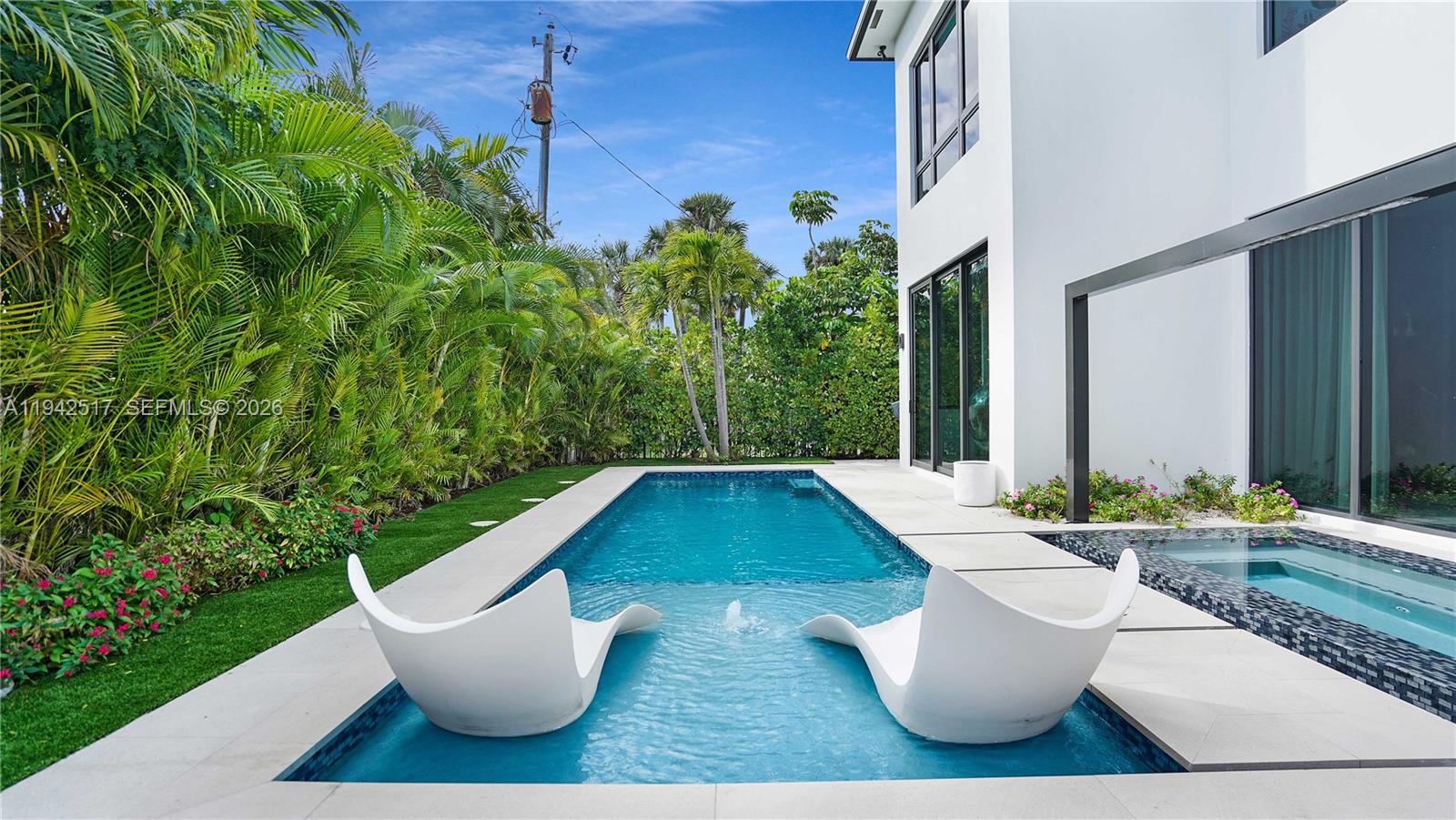 510 NE 4th Ln Boca Raton, FL 33432