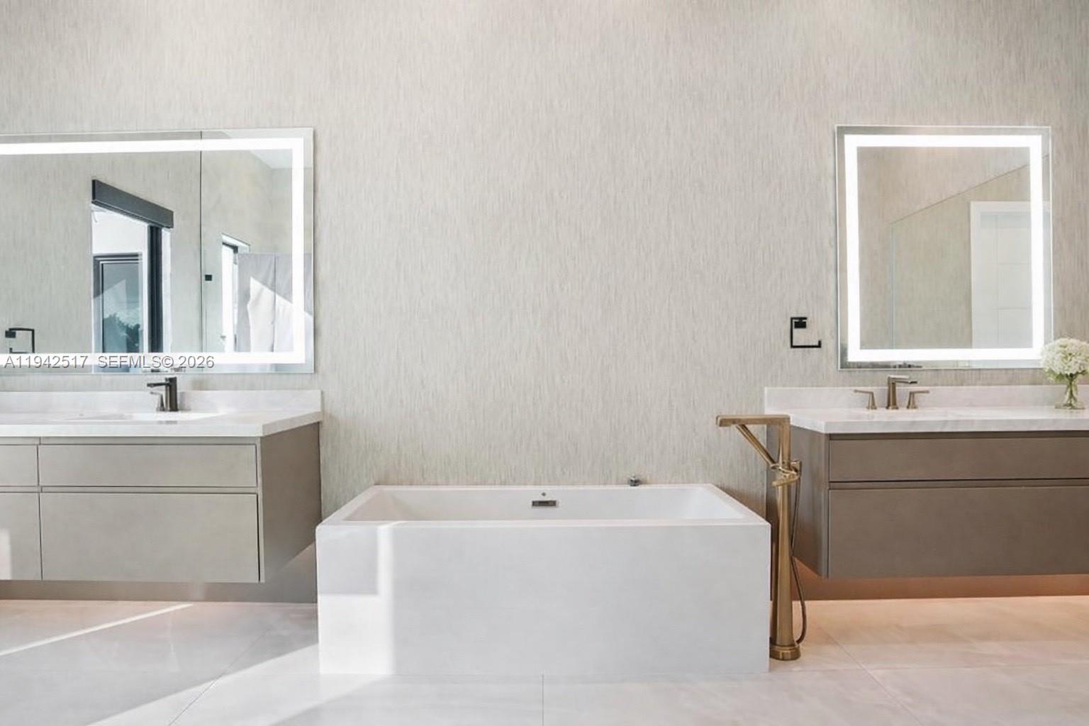 510 NE 4th Ln Boca Raton, FL 33432