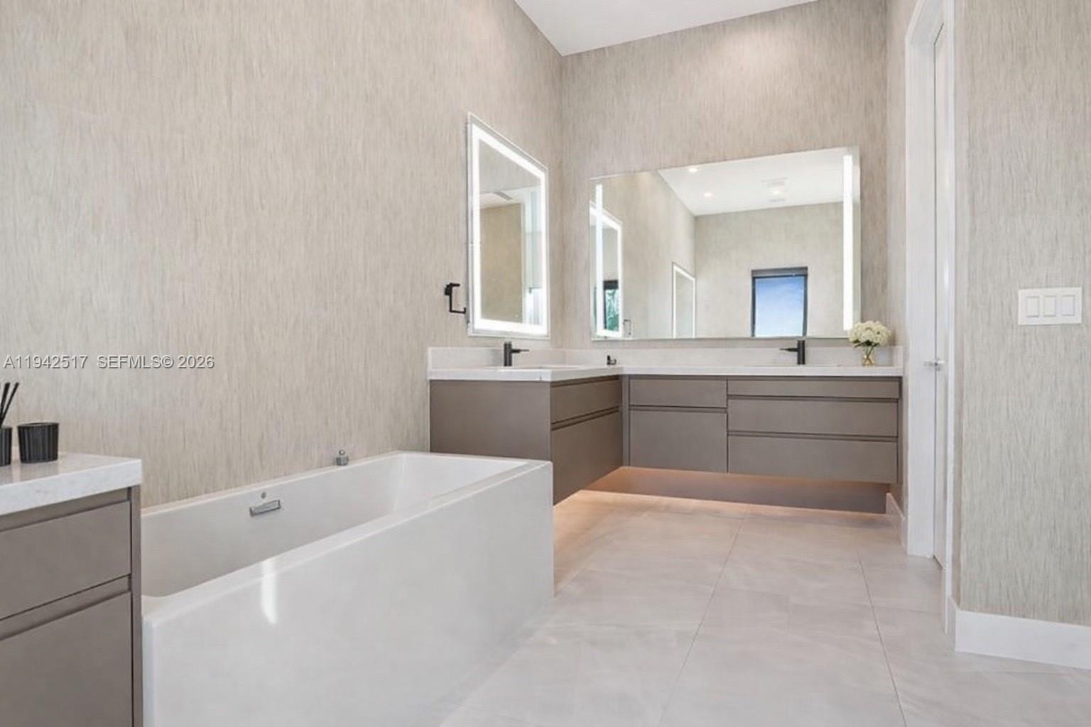 510 NE 4th Ln Boca Raton, FL 33432