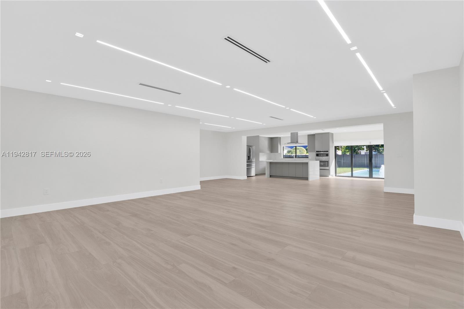 12751 SW 92nd Ct Miami, FL 33176