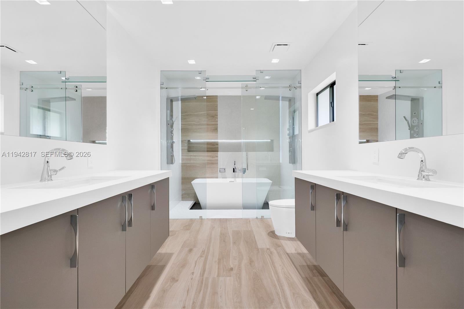 12751 SW 92nd Ct Miami, FL 33176