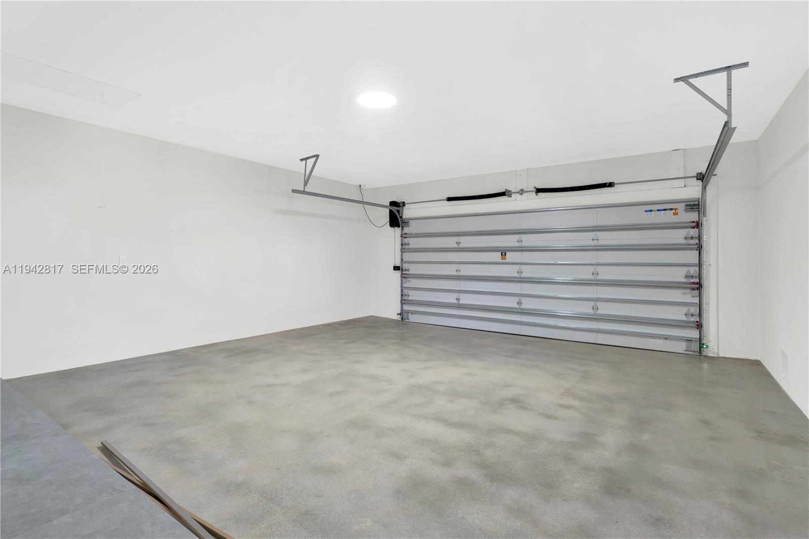 12751 SW 92nd Ct Miami, FL 33176