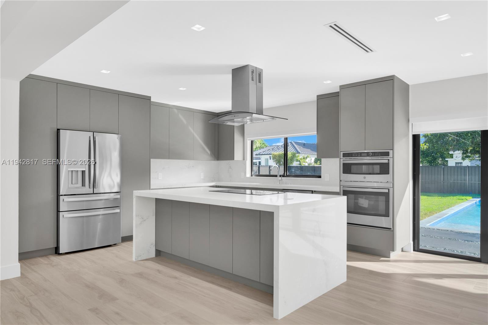 12751 SW 92nd Ct Miami, FL 33176