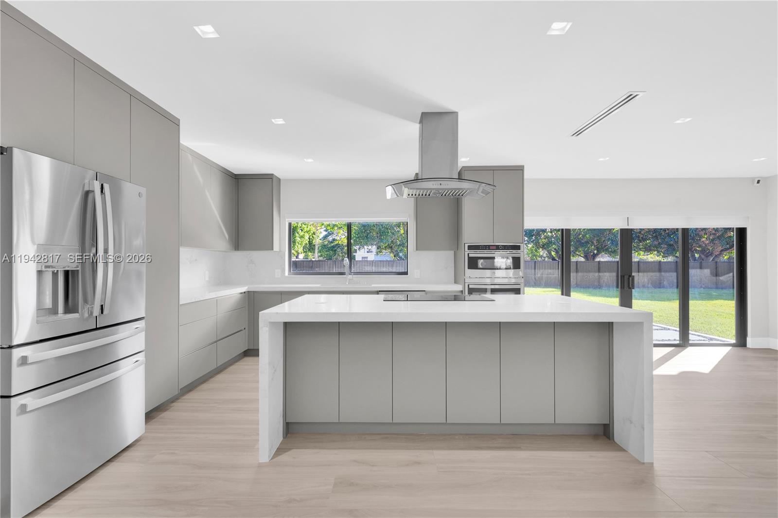 12751 SW 92nd Ct Miami, FL 33176