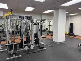 image Winston Towers 40012