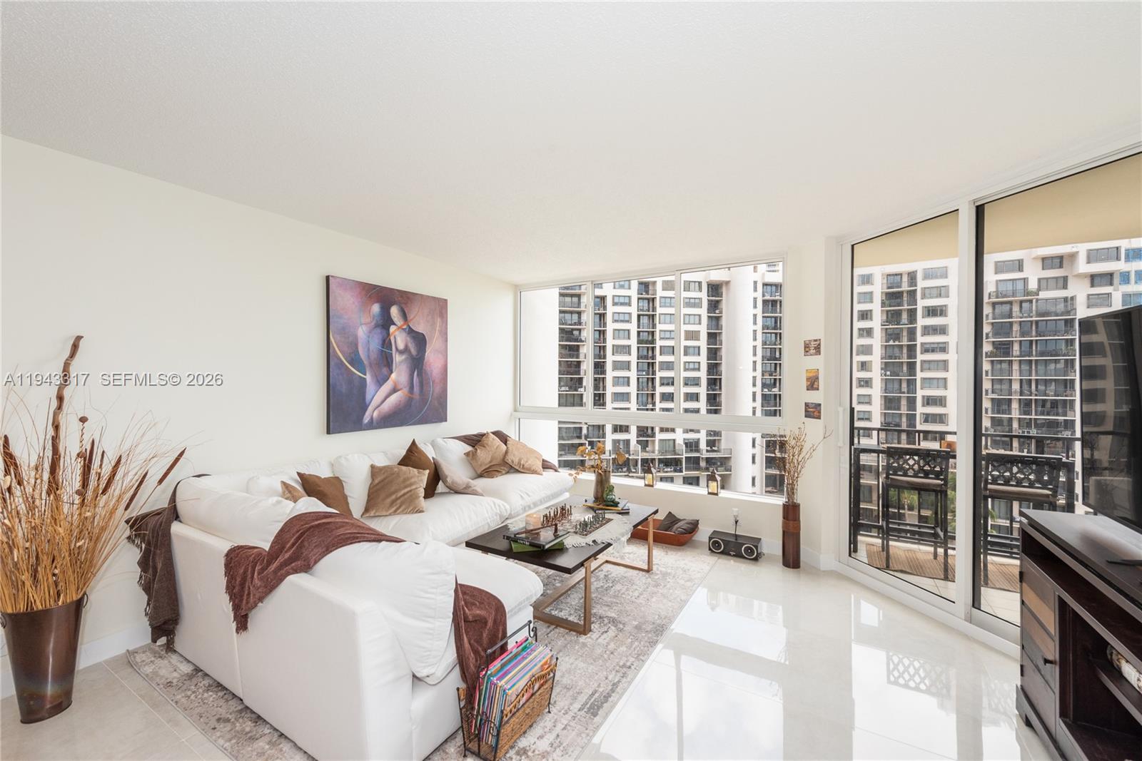 image Brickell Key One5