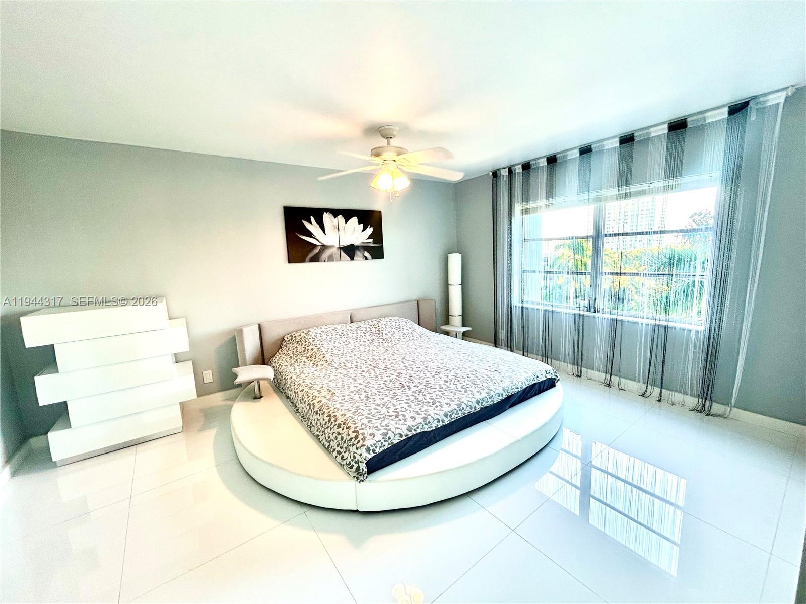 200 Diplomat Pkwy #721 Hallandale Beach, FL 33009