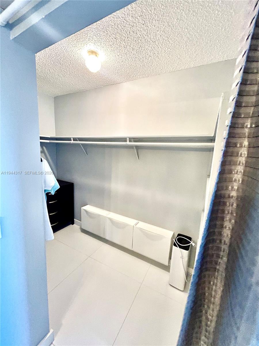 200 Diplomat Pkwy #721 Hallandale Beach, FL 33009