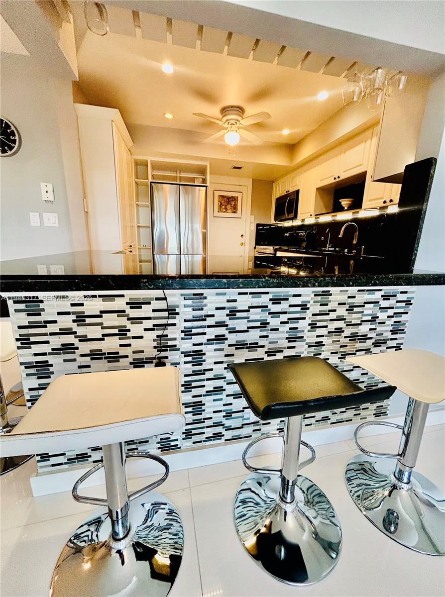 200 Diplomat Pkwy #721 Hallandale Beach, FL 33009