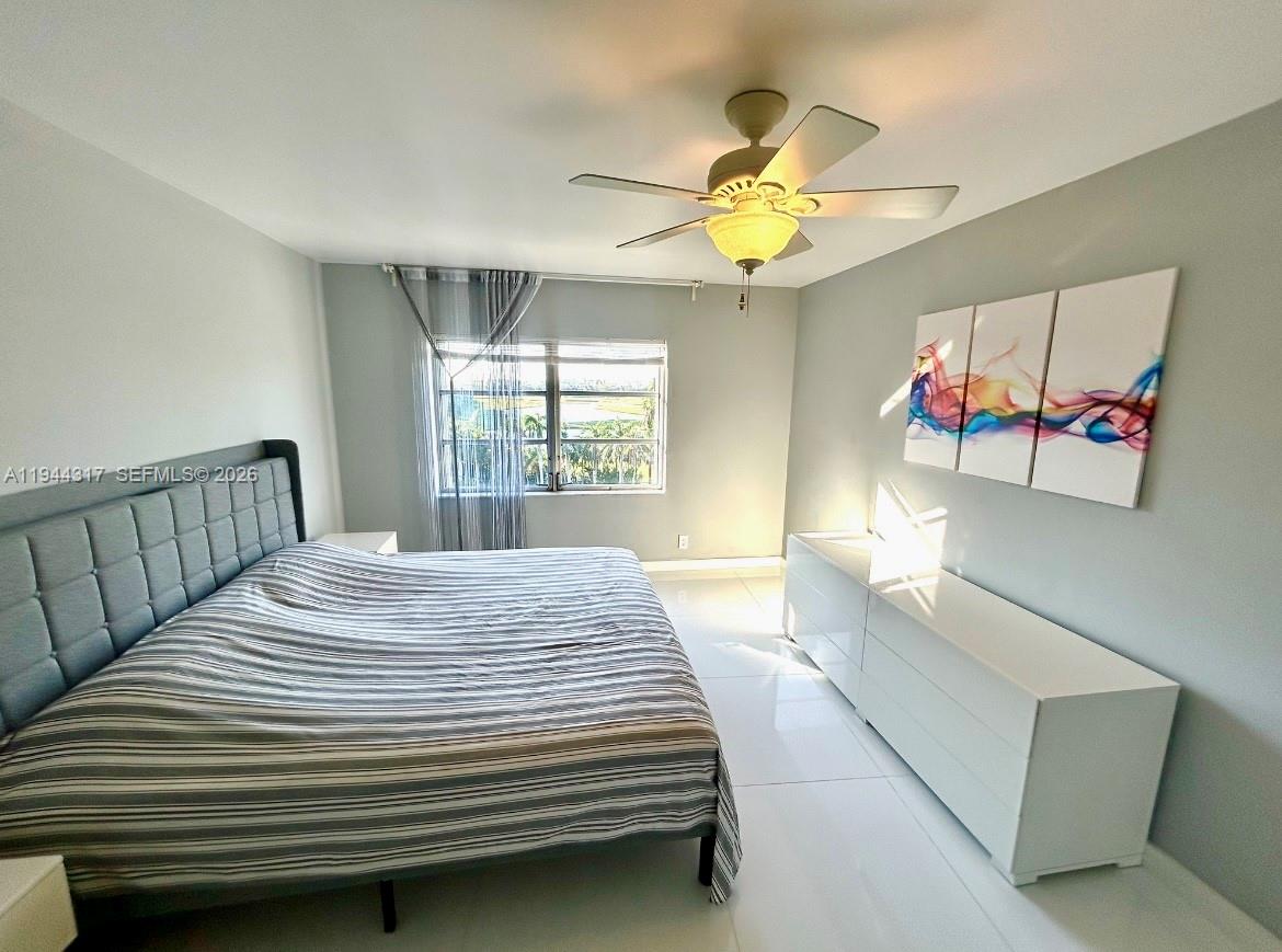 200 Diplomat Pkwy #721 Hallandale Beach, FL 33009