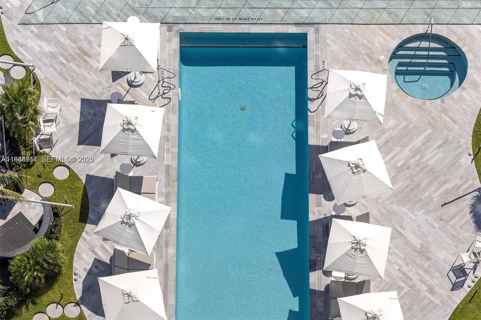 19575 Collins Ave #12 Sunny Isles Beach, FL 33160