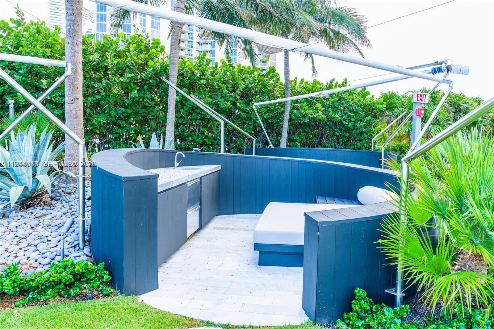 19575 Collins Ave #12 Sunny Isles Beach, FL 33160