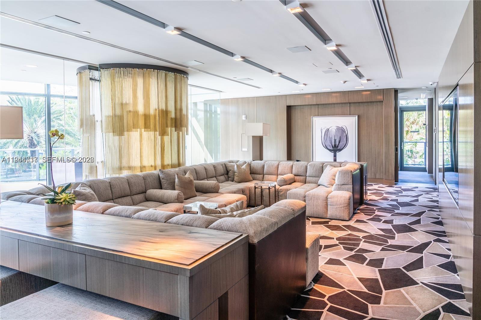 19575 Collins Ave #12 Sunny Isles Beach, FL 33160