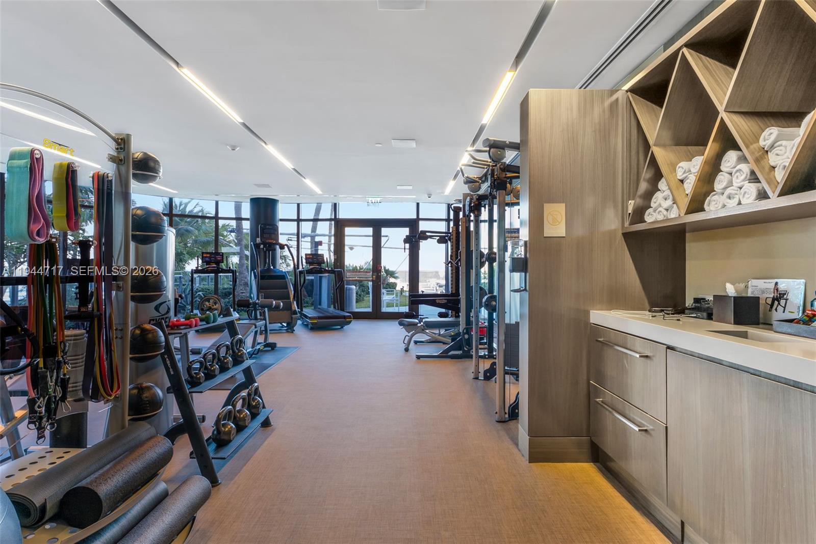 19575 Collins Ave #12 Sunny Isles Beach, FL 33160