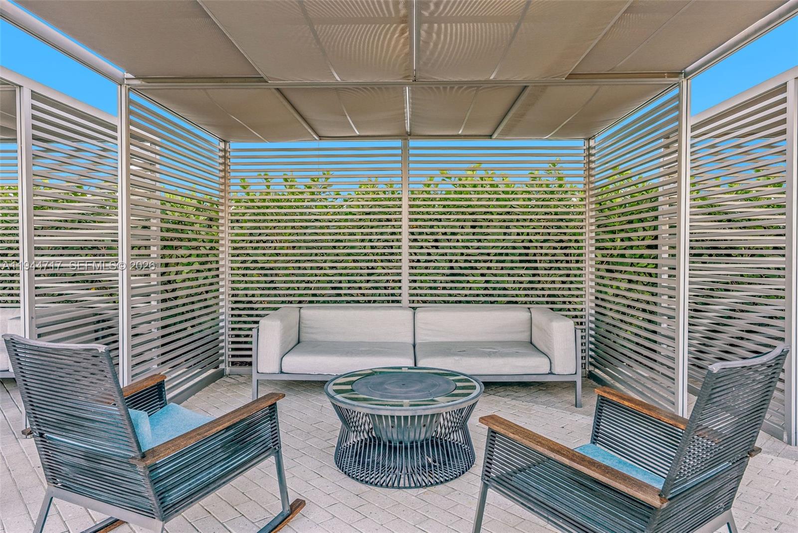 19575 Collins Ave #12 Sunny Isles Beach, FL 33160