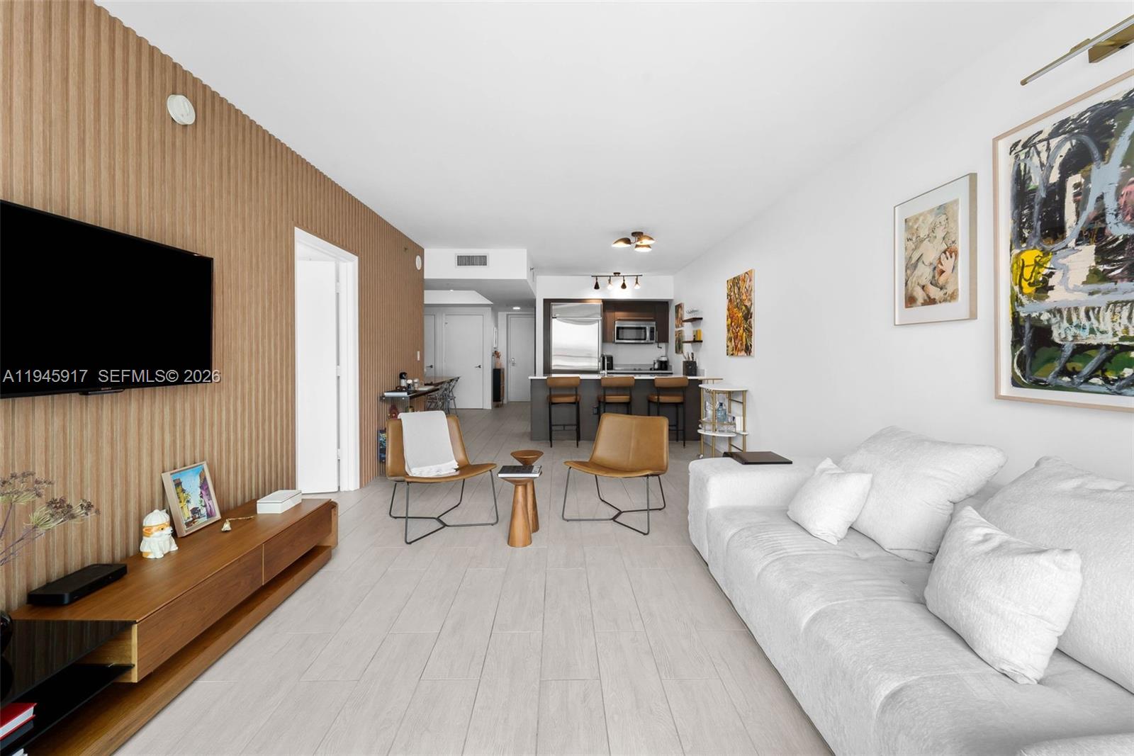 image 500 Brickell West9