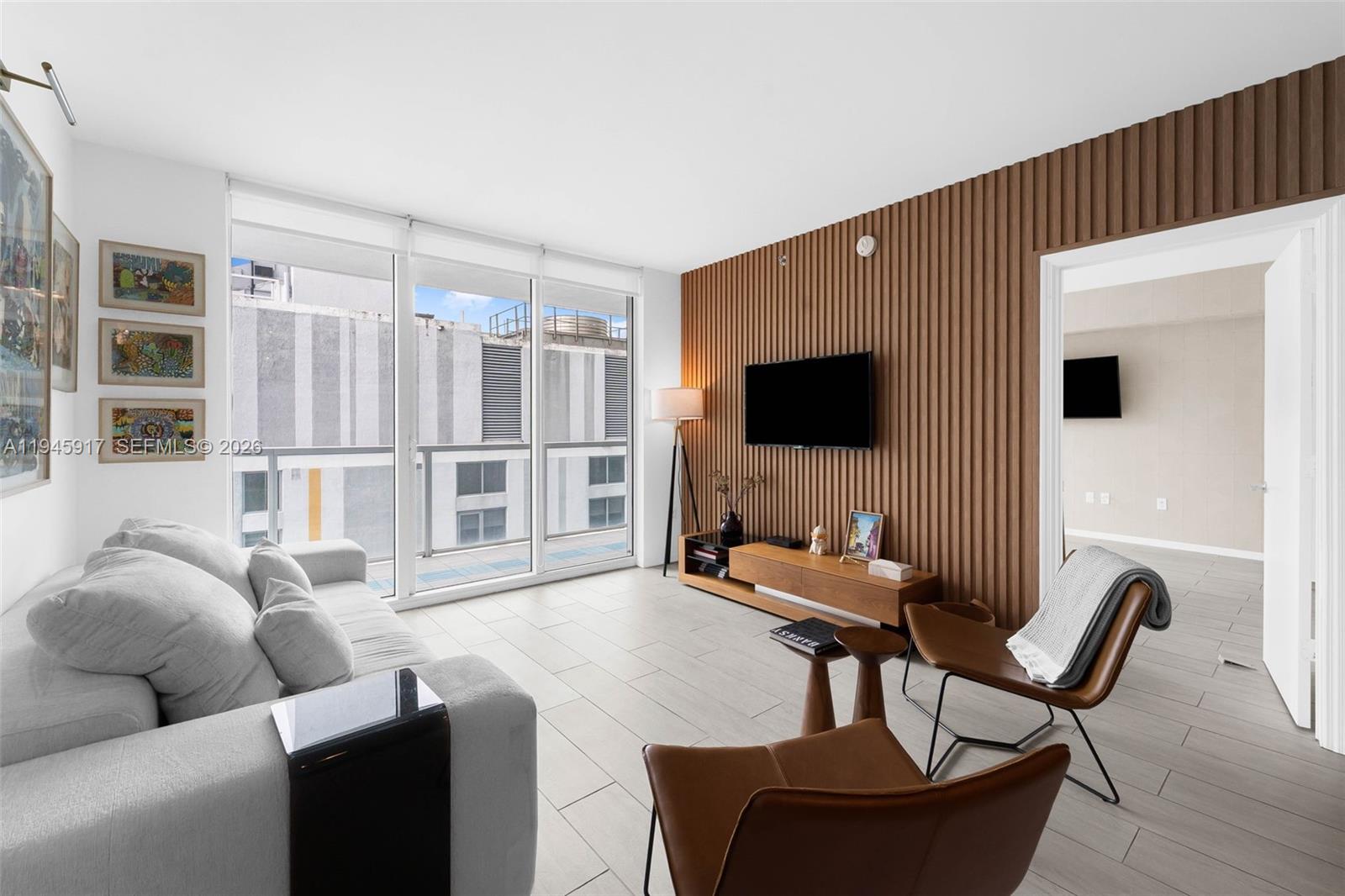 image 500 Brickell West7