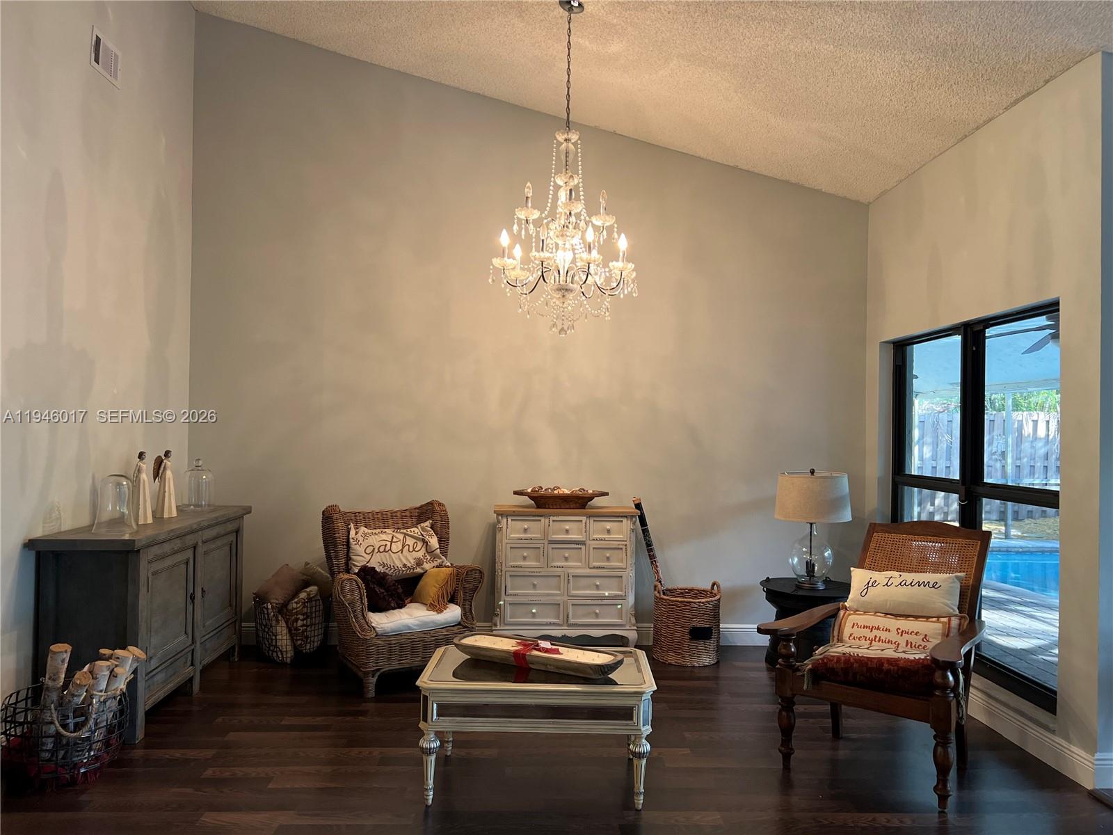 10140 NW 21st Ct Pembroke Pines, FL 33026