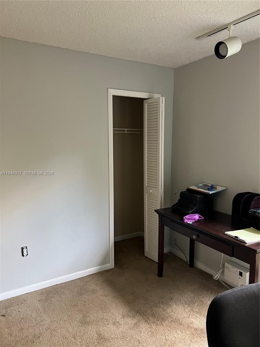 10140 NW 21st Ct Pembroke Pines, FL 33026