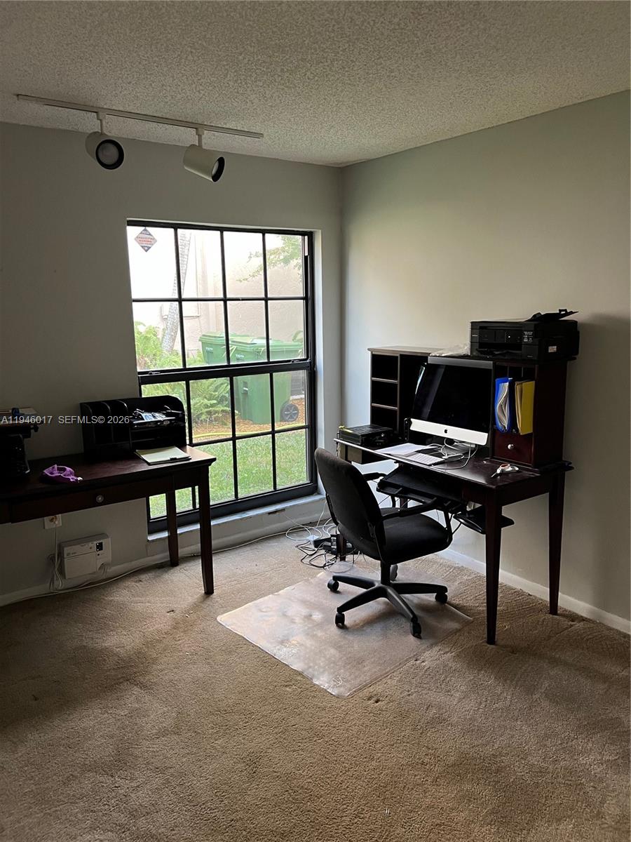 10140 NW 21st Ct Pembroke Pines, FL 33026