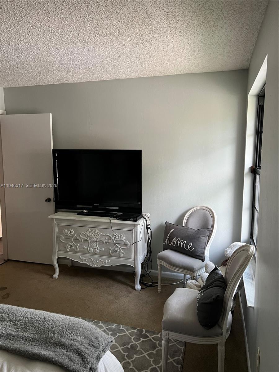 10140 NW 21st Ct Pembroke Pines, FL 33026