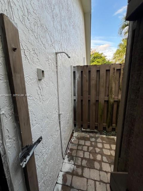 10140 NW 21st Ct Pembroke Pines, FL 33026