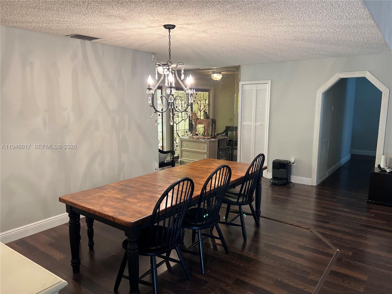 10140 NW 21st Ct Pembroke Pines, FL 33026