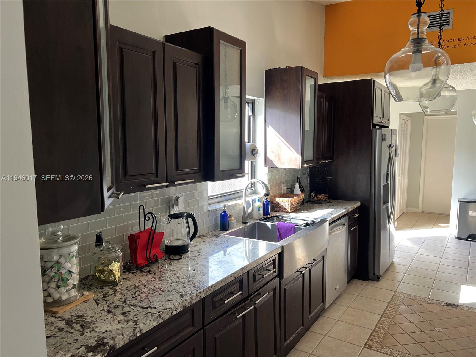 10140 NW 21st Ct Pembroke Pines, FL 33026