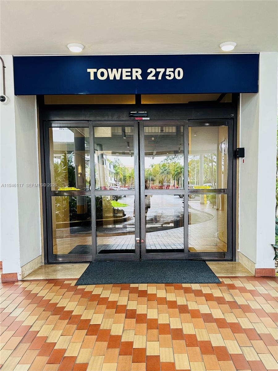 2750 NE 183rd St #1607