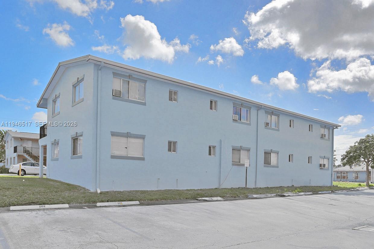 1829 N A St #50 Lake Worth, FL 33460