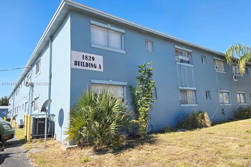 1829 N A St #50 Lake Worth, FL 33460