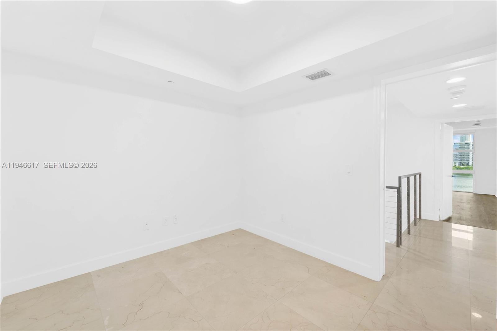 image The Peninsula Ii Condo17