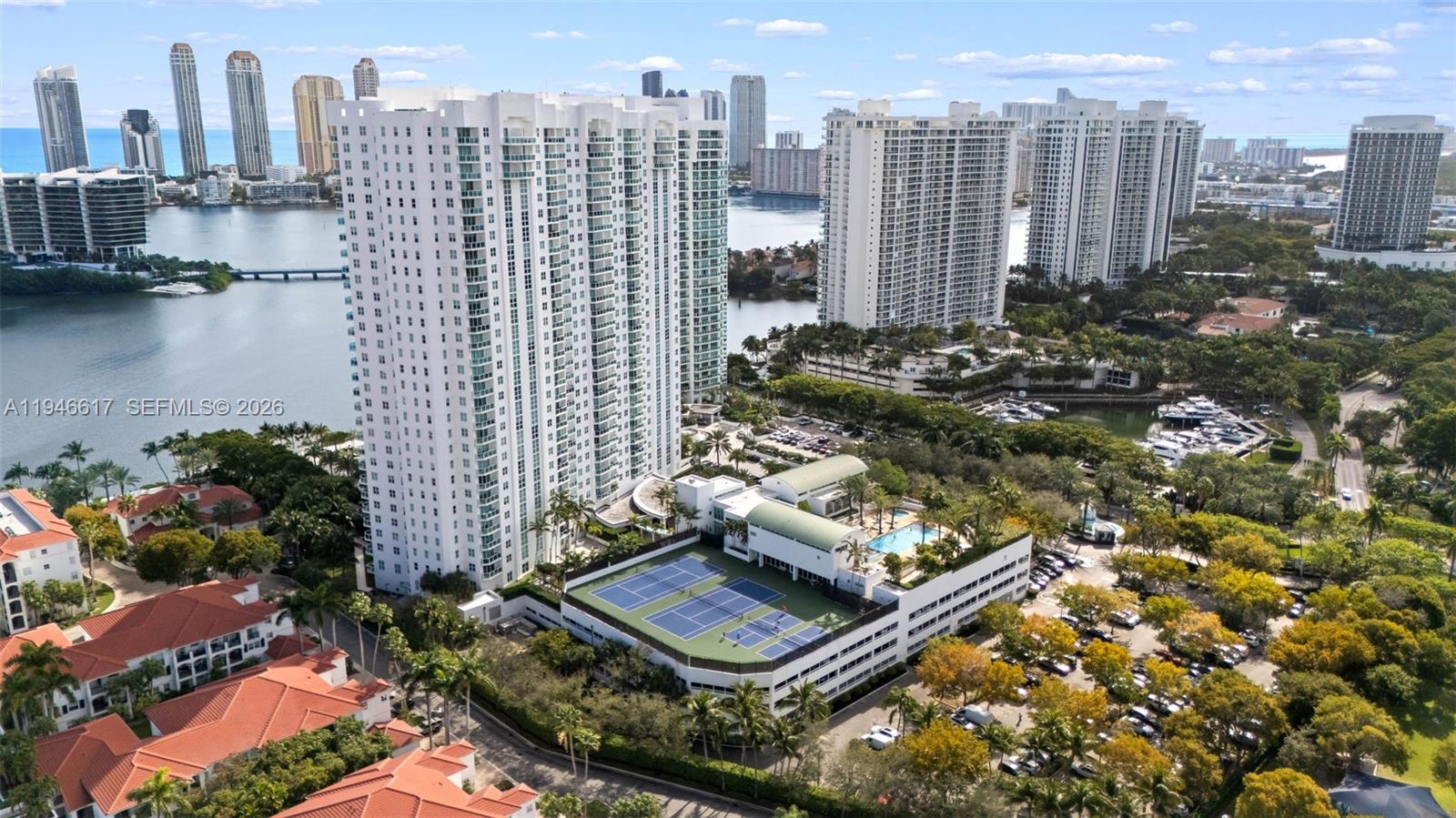 image The Peninsula Ii Condo30