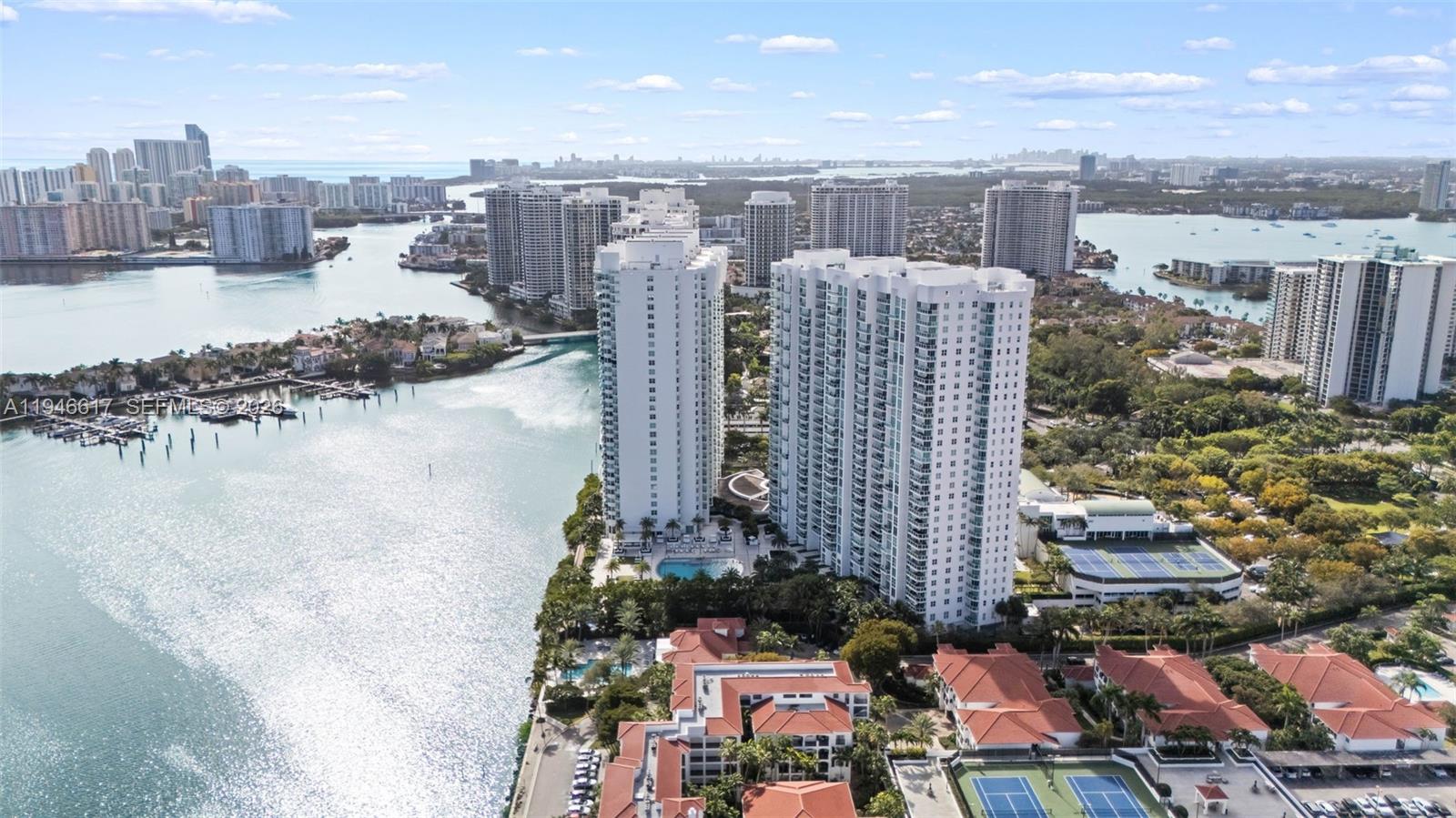 image The Peninsula Ii Condo31