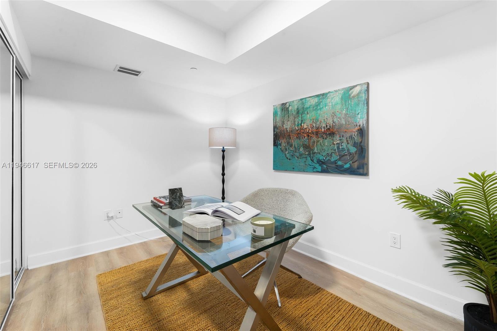 image The Peninsula Ii Condo3