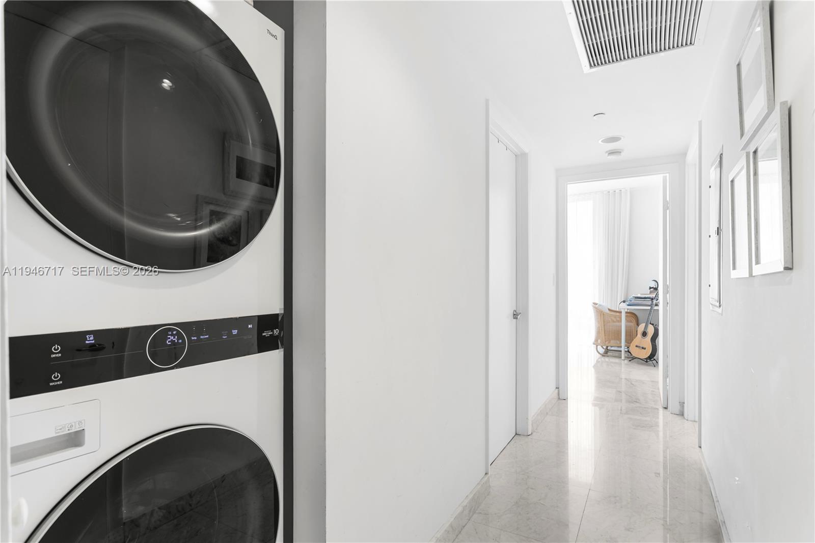 image Icon Brickell II17