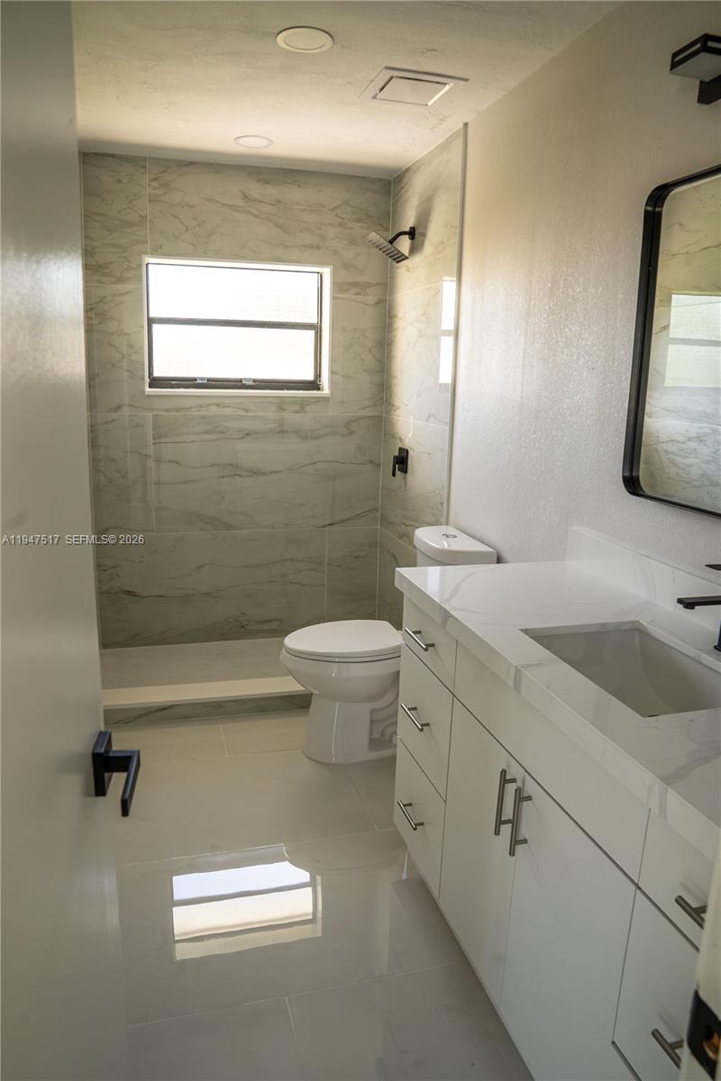 20025 NW 32nd Ct Miami Gardens, FL 33056