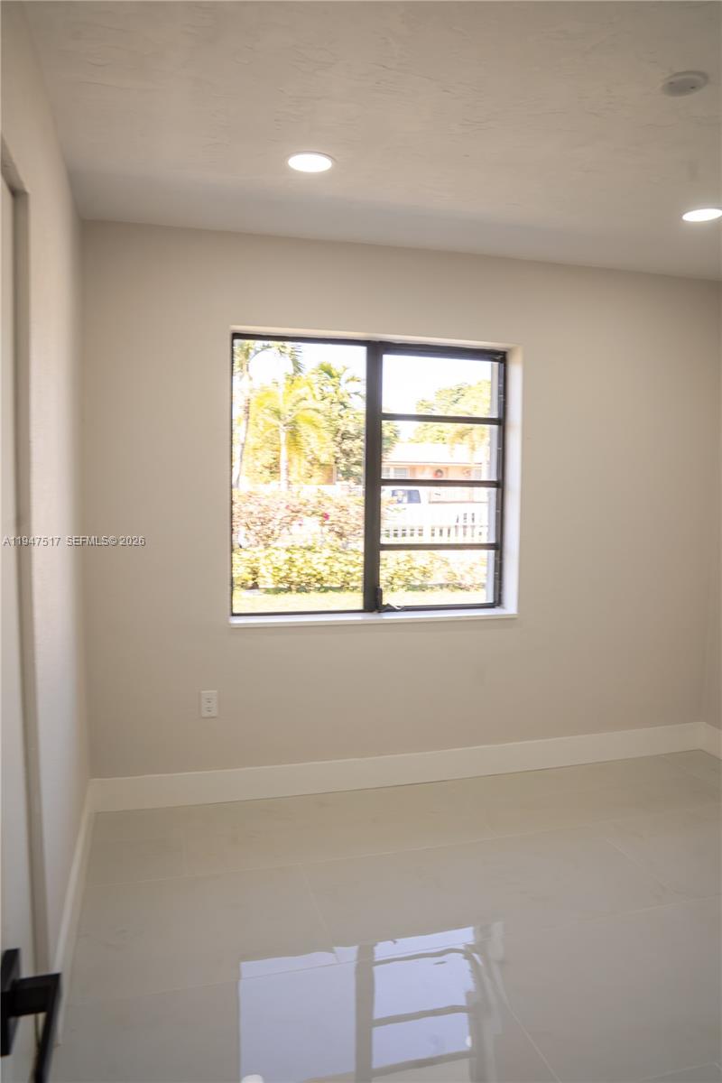 20025 NW 32nd Ct Miami Gardens, FL 33056