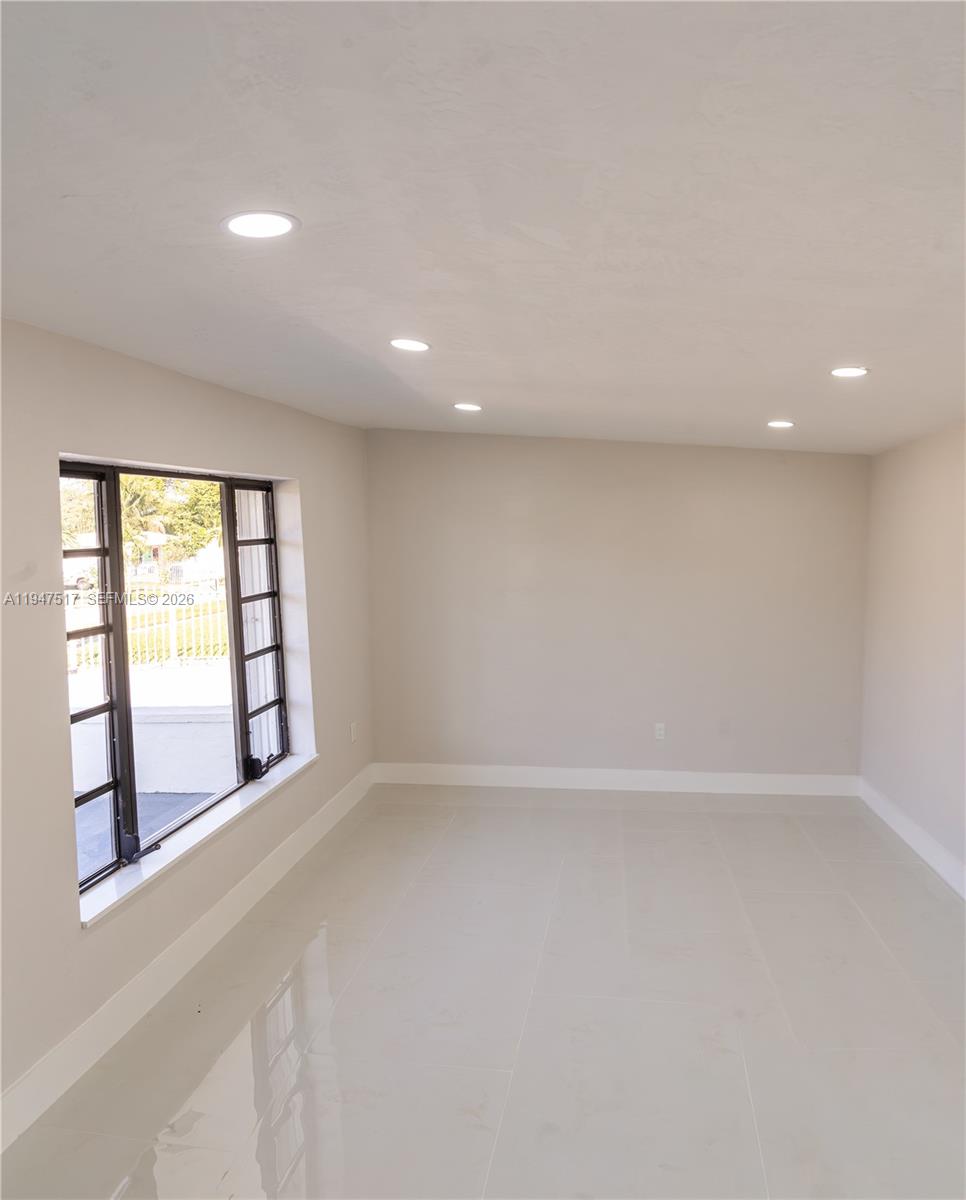 20025 NW 32nd Ct Miami Gardens, FL 33056