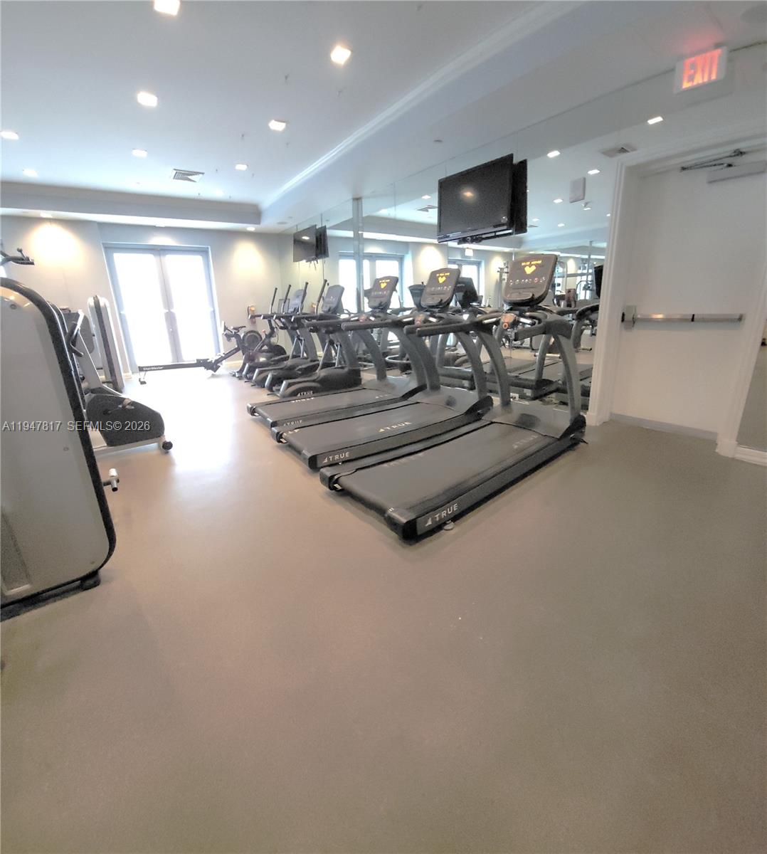 image St Tropez Sunny Isles23