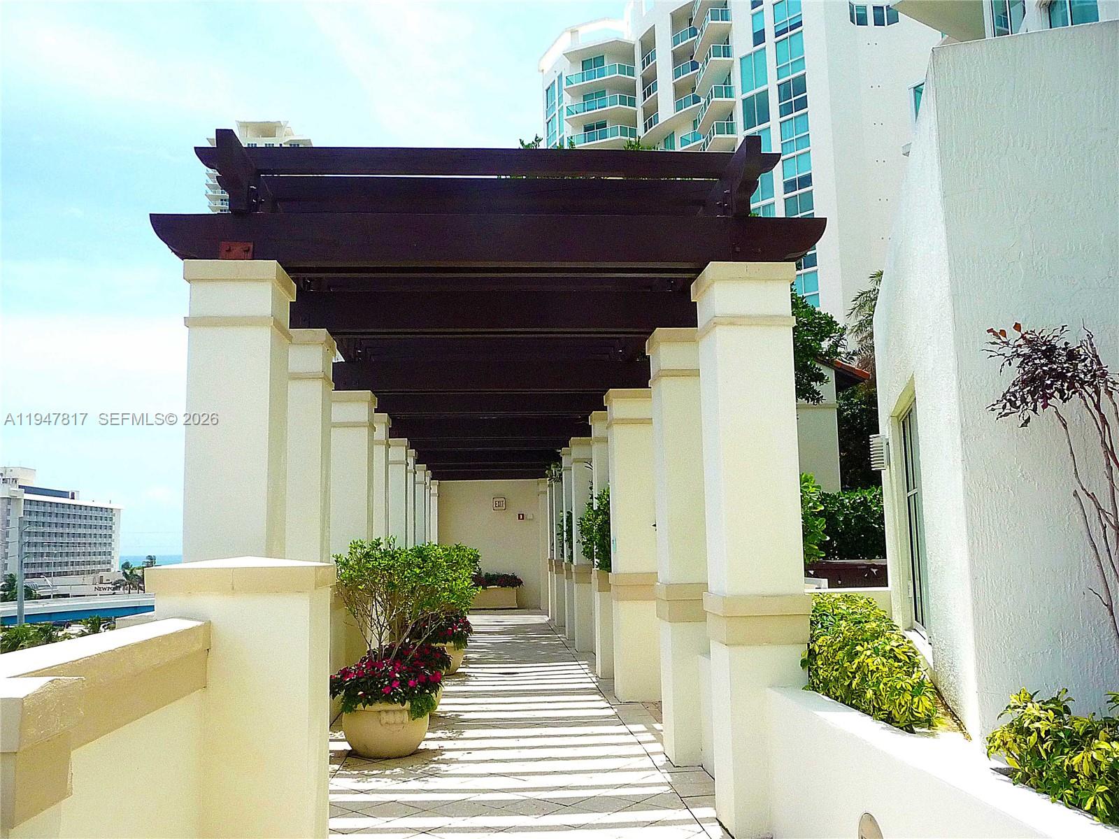 image St Tropez Sunny Isles29