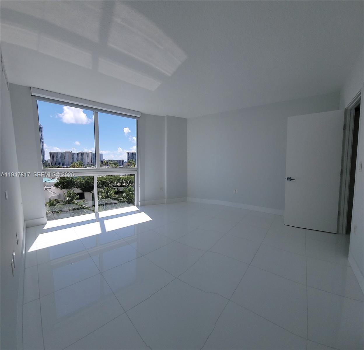 image St Tropez Sunny Isles31
