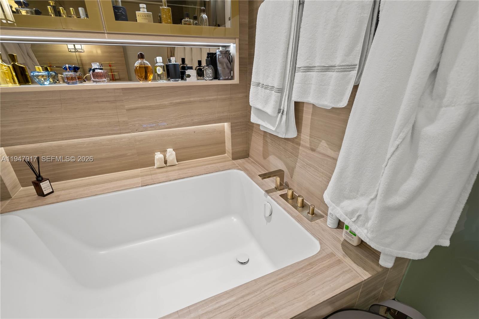 18975 Collins Ave #3603 Sunny Isles Beach, FL 33160