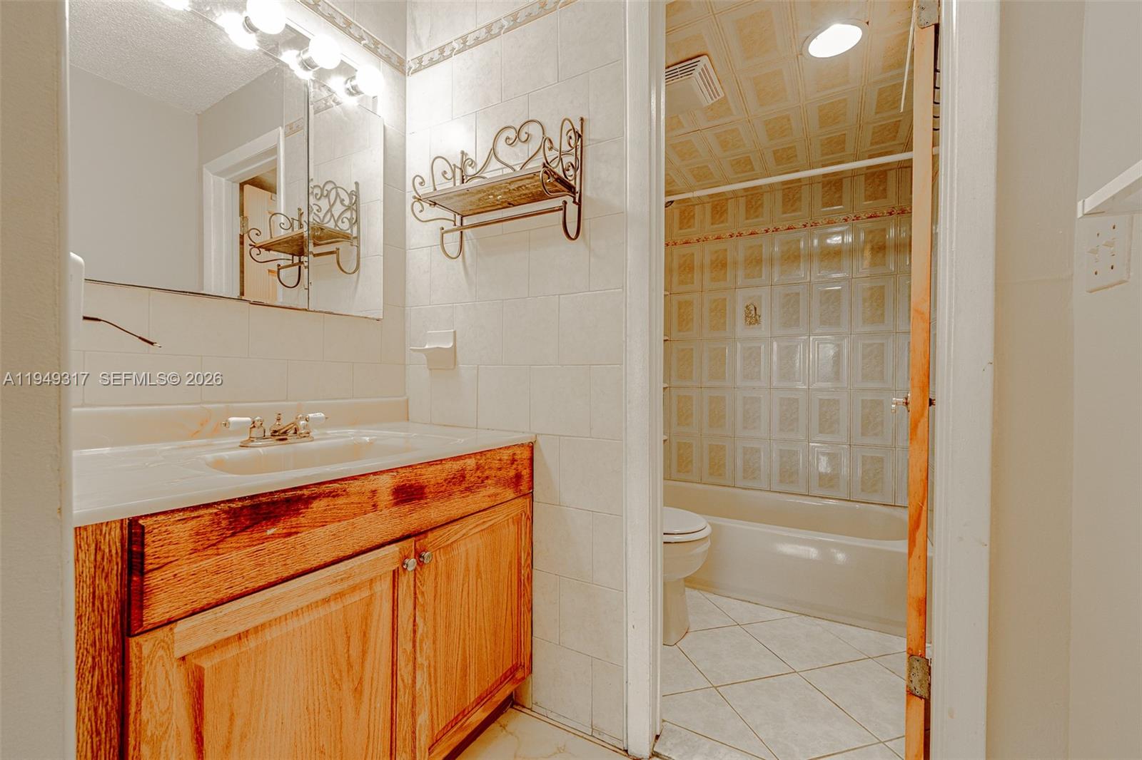 200 178th Dr #406 Sunny Isles Beach, FL 33160