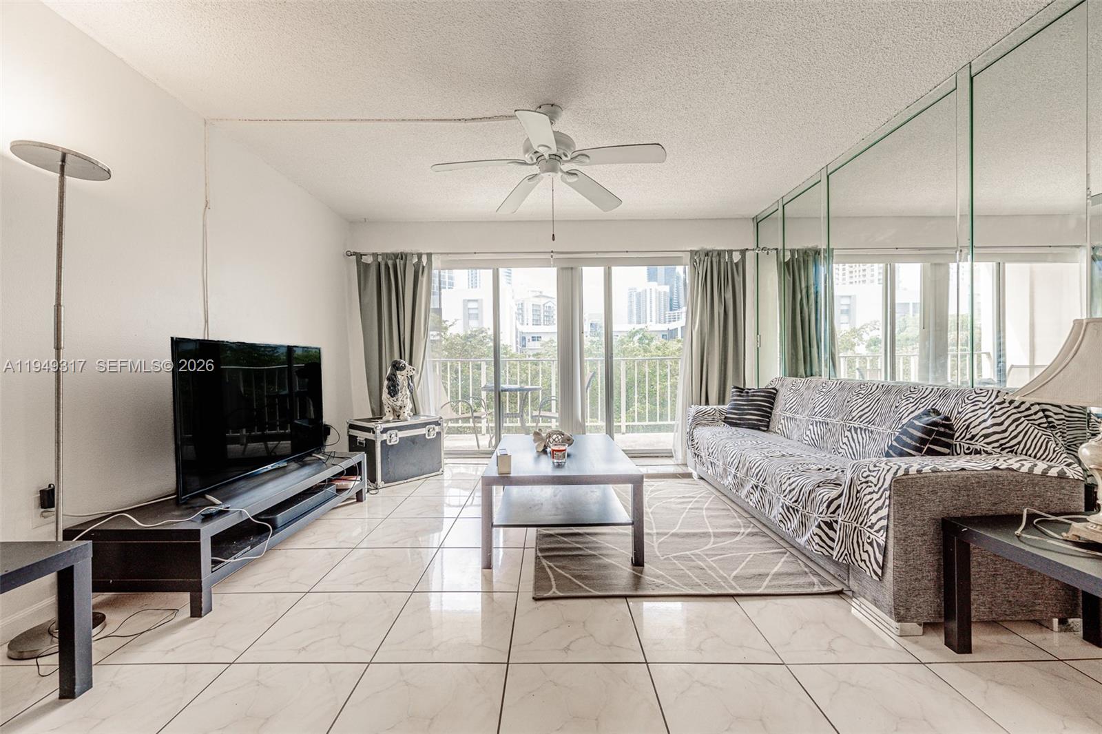 200 178th Dr #406 Sunny Isles Beach, FL 33160