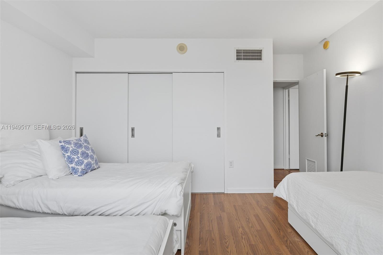 10275 Collins Ave #718 Bal Harbour, FL 33154